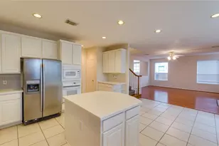 4019 Angel Springs Dr, Sugar Land, TX 77479 - Photo 17