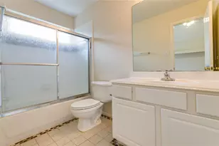 4019 Angel Springs Dr, Sugar Land, TX 77479 - Photo 31