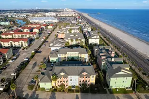 7000 Seawall Blvd, Galveston, TX 77551 - Photo 41