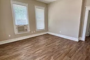 1403 14th St, Huntsville, TX 77340 - Photo 5
