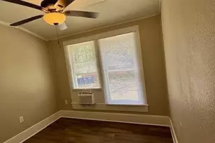 1403 14th St, Huntsville, TX 77340 - Photo 9
