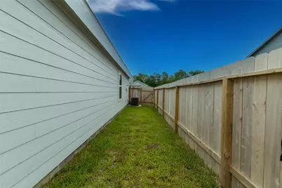 25637 Rose Creek Drive, Cleveland, TX 77328 - Photo 29