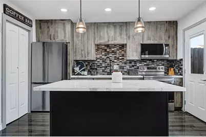 7911 Kendalia Drive, Houston, TX 77036 - Photo 3