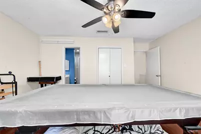 7911 Kendalia Drive, Houston, TX 77036 - Photo 27