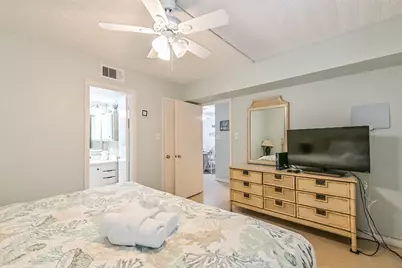 7310 Seawall Boulevard #907, Galveston, TX 77551 - Photo 33