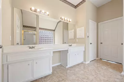 11 Crestview Trail, Houston, TX 77082 - Photo 13