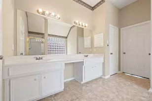 11 Crestview Trail, Houston, TX 77082 - Photo 13