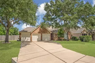 11 Crestview Trail, Houston, TX 77082 - Photo 21