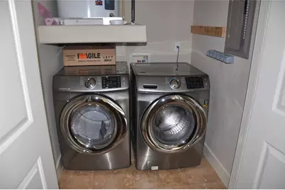 510 Lovett Boulevard #201, Houston, TX 77006 - Photo 11