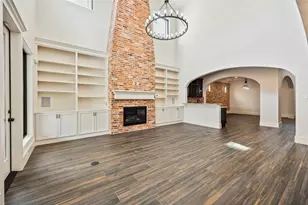 215 Malone St, Houston, TX 77007 - Photo 9