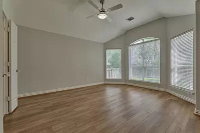 71 W Artist Grove Place, The Woodlands, TX 77382 - Photo 23