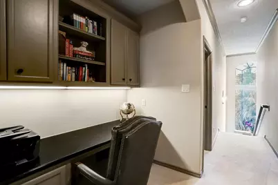 25 Club Oak Court, Kingwood, TX 77339 - Photo 21