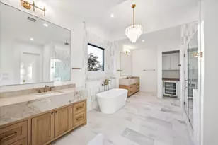 810 W 41st St, Houston, TX 77018 - Photo 17