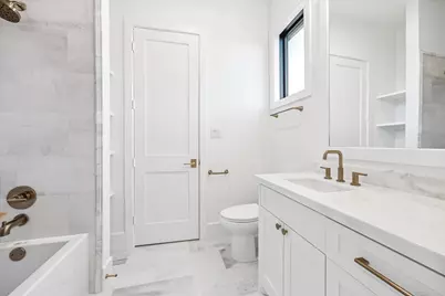 810 W 41st Street, Houston, TX 77018 - Photo 25