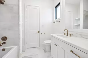 810 W 41st St, Houston, TX 77018 - Photo 25