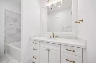 810 W 41st St, Houston, TX 77018 - Photo 21
