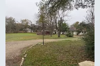 229 University Drive, Prairie View, TX 77445 - Photo 9