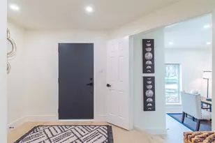 727 Bunker Hill Rd, Houston, TX 77024 - Photo 5