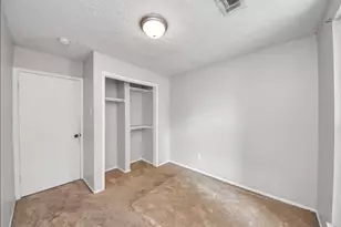 12610 Chiswick Rd, Houston, TX 77047 - Photo 15