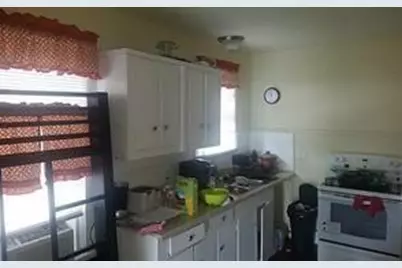 408,408-1/2 Robert Lee, Houston, TX 77009 - Photo 11