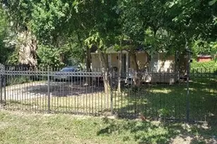 408 408-1/2 Robert Lee, Houston, TX 77009 - Photo 13