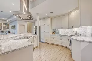 14458 Spyglass Cir, Galveston, TX 77554 - Photo 25