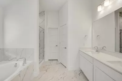 2119 Lone Bronco Boulevard, Rosenberg, TX 77471 - Photo 37