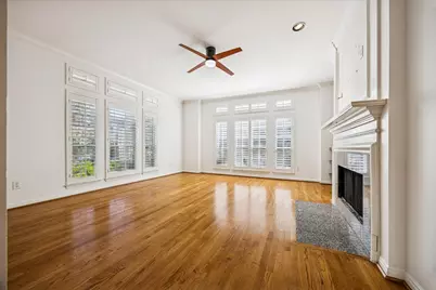205 Dennis Street, Houston, TX 77006 - Photo 1