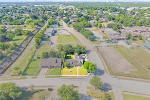 4018 Wuthering Heights Dr, Houston, TX 77045 - Photo 19