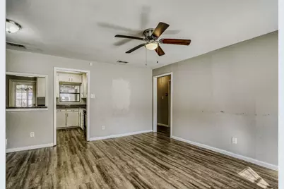 315 Acacia Street, Lake Jackson, TX 77566 - Photo 7