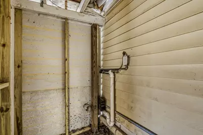 315 Acacia Street, Lake Jackson, TX 77566 - Photo 25