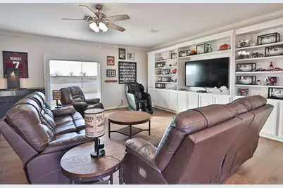 2824 County Road 117, Giddings, TX 78942 - Photo 21