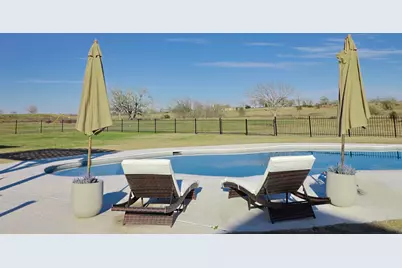 2824 County Road 117, Giddings, TX 78942 - Photo 35