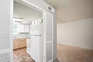 6200 W Tidwell Rd, Houston, TX 77092 - Photo 3