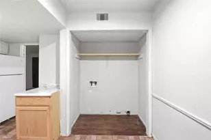 6200 W Tidwell Rd, Houston, TX 77092 - Photo 15