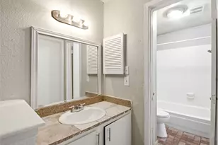 6200 W Tidwell Rd, Houston, TX 77092 - Photo 25