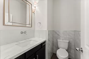 1902 W 25th St, Houston, TX 77008 - Photo 19