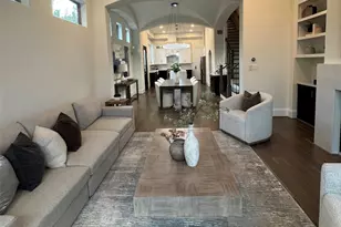 1902 W 25th St, Houston, TX 77008 - Photo 3