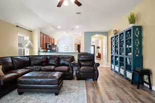 14310 Brody Falls Ct, Houston, TX 77044 - Photo 13
