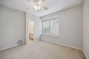 34 N Lansdowne Cir, The Woodlands, TX 77382 - Photo 43