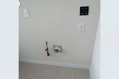 13222 Blass Court, Houston, TX 77044 - Photo 5