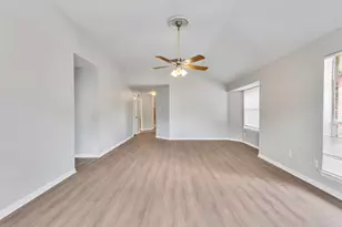 7434 Parkland Manor Dr, Cypress, TX 77433 - Photo 9