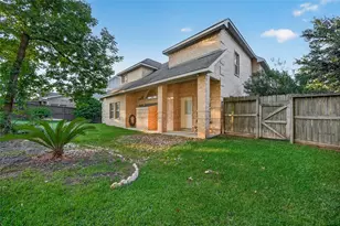 211 April Waters Dr W, Conroe, TX 77356 - Photo 47