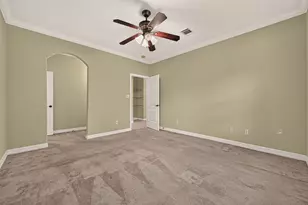 211 April Waters Dr W, Conroe, TX 77356 - Photo 45