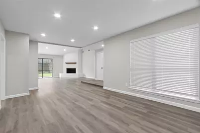 8826 Tanager Street, Houston, TX 77036 - Photo 7