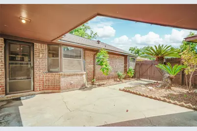 203 Old Angleton Road, Lake Jackson, TX 77566 - Photo 23