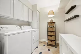 449 N Post Oak Ln, Houston, TX 77024 - Photo 7