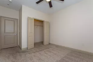 2930 Plum Creek Ln, Houston, TX 77087 - Photo 9