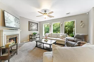 50 N Holly Laurel Cir, The Woodlands, TX 77382 - Photo 7