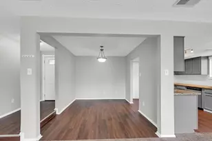 8406 Daycoach Ln Ln, Houston, TX 77064 - Photo 7